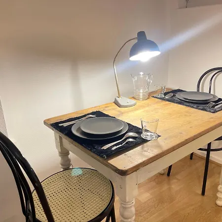 Apartment Hincmar De Yourhosthelper *