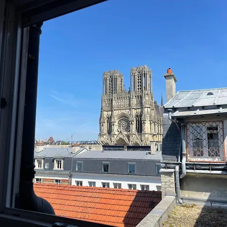 Apartment Hincmar De Yourhosthelper Reims